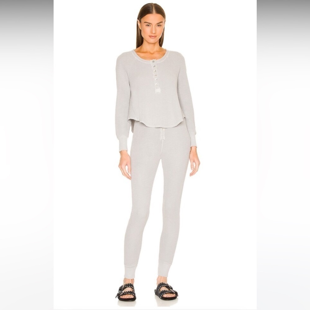 Tularosa Green The Vista Legging in Stone Grey Size Small
